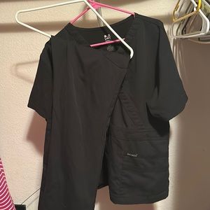 Women’s scrubs